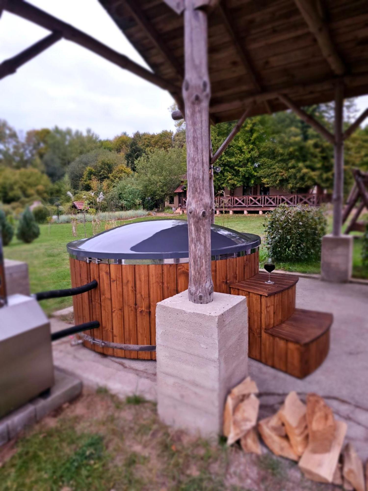 Swojski Gosciniec Prażmowo 外观 照片